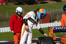 Fernando Alonso, McLaren MCL33 stops on the side of the track