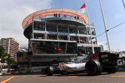 Ленс Стролл, Williams FW40