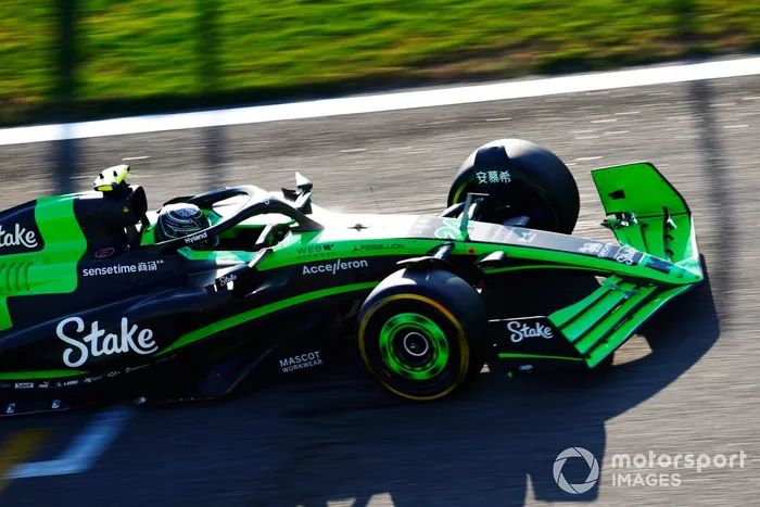 Zhou Guanyu, Kick Sauber C44 