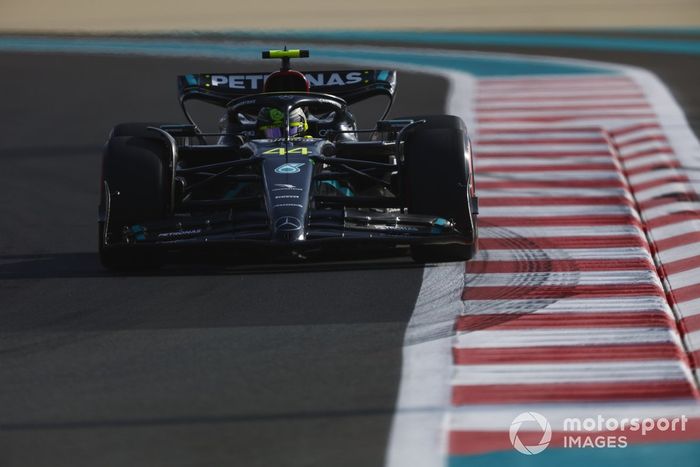 Lewis Hamilton, Mercedes F1 W14