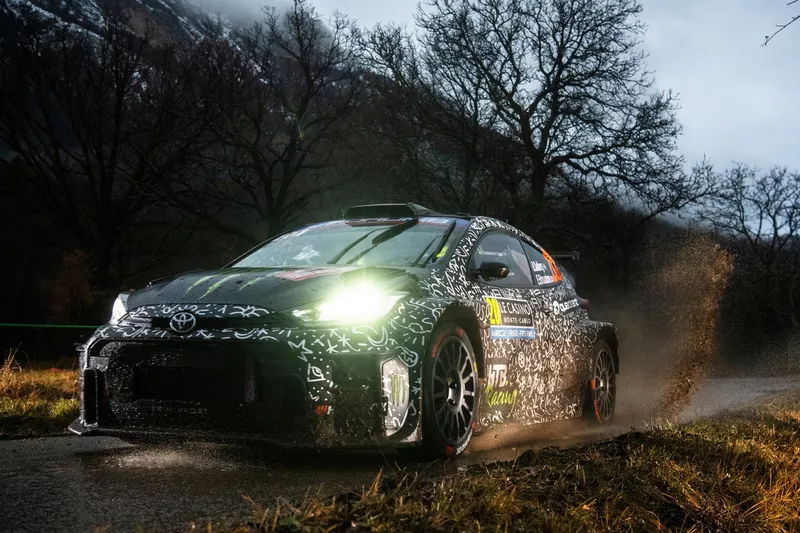 Oliver Solberg, Elliott Edmondson, Printsport Toyota GR Yaris Rally2