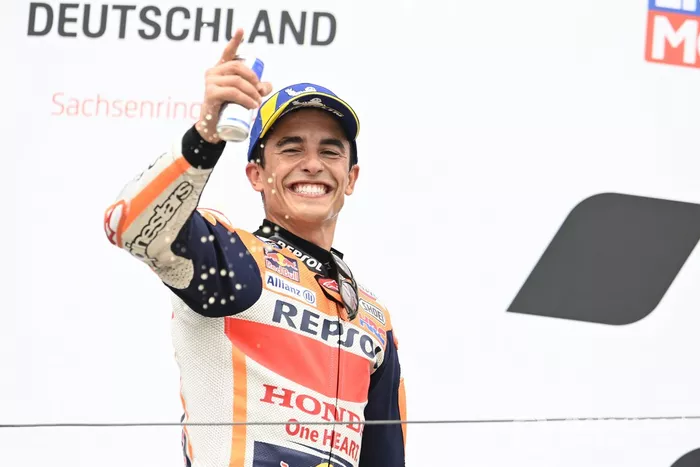 Podio: ganador de la carrera Marc Márquez, Repsol Honda Team