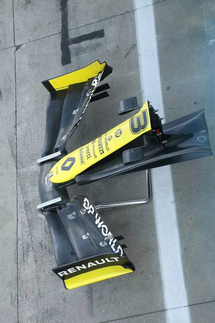 Renault F1 Team R.S.20 front wing