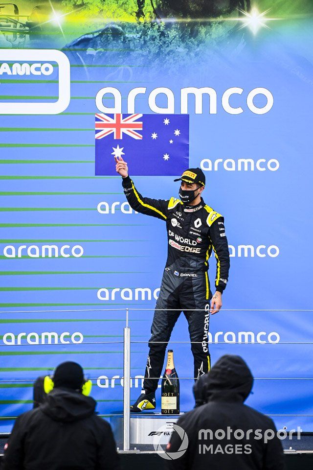 Podio: tercer lugar Daniel Ricciardo, Renault F1