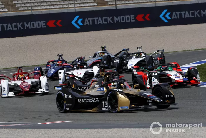 Salida: Antonio Felix Da Costa, DS Techeetah, DS E-Tense FE21, Sebastien Buemi, Nissan e.Dams, Nissan IMO2, Rene Rast, Audi Sport ABT Schaeffler, Audi e-tron FE07, Sergio Sette Camara, Dragon Penske Autosport, Penske EV-5, Pascal Wehrlein, Porsche, Porsche 99X Electric, Edoardo Mortara, Venturi Racing, Silver Arrow 02, Robin Frijns, Envision Virgin Racing, Audi e-tron FE07, Stoffel Vandoorne, Mercedes-Benz EQ, EQ Silver Arrow 02