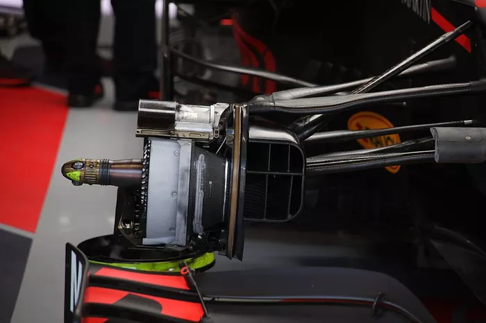 Detalle del freno delantero del Red Bull Racing RB16