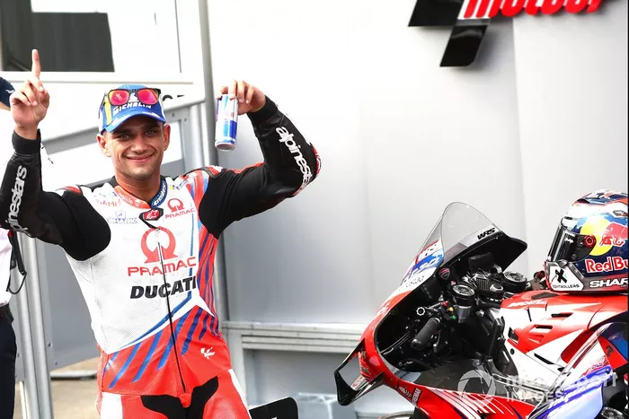 El ganador de la pole Jorge Martín, Pramac Racing