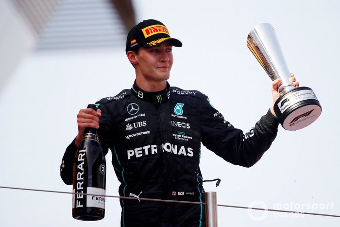 Podio: tercer lugar George Russell, Mercedes-AMG