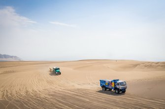 #514 Team Kamaz Master: Dmitry Sotnikov, Ilnur Mustafin, Dmitrii Nikitin