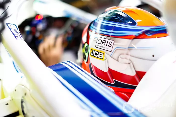 Robert Kubica, Williams Martini Racing, en su cabina