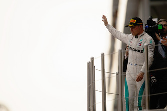Race winner Lewis Hamilton, Mercedes AMG F1, on the podium