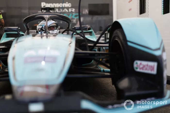 James Calado, Jaguar Racing, Jaguar I-Type 4