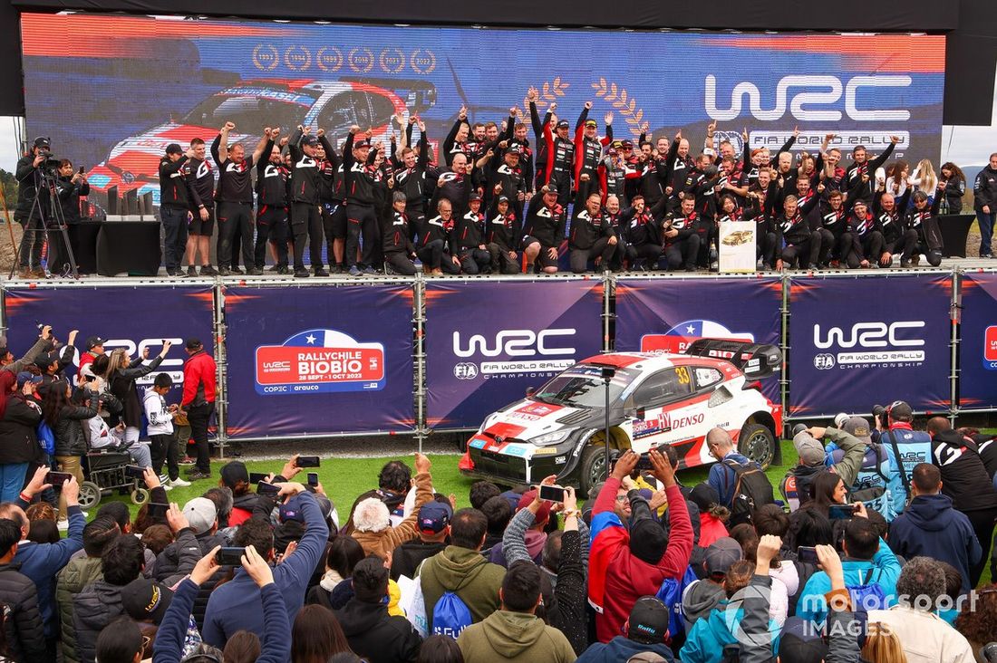 Podio: Elfyn Evans, Scott Martin, Toyota Gazoo Racing WRT Toyota GR Yaris Rally1, Takamoto Katsuta, Aaron Johnston, Toyota Gazoo Racing WRT NG Toyota GR Yaris Rally1, Kalle Rovanperä, Jonne Halttunen, Toyota Gazoo Racing WRT Toyota GR Yaris Rally1, Jari-M