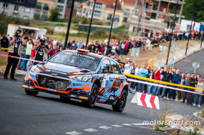 Iván Ares-David Vázquez(Hyundai i30 R5)