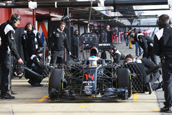 Фернандо Алонсо, McLaren MP4-31 с сенсорами на машине