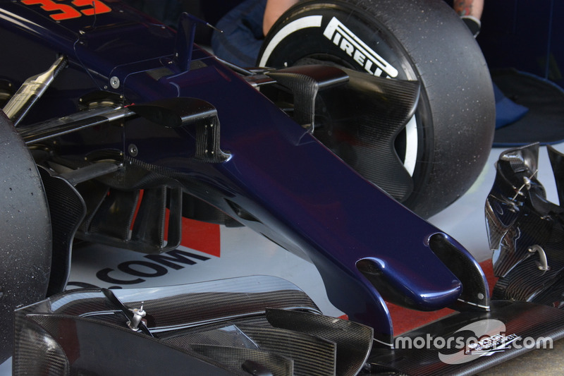 Scuderia Toro Rosso STR11 neus