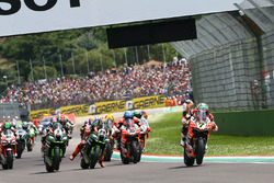 Start: Chaz Davies, Ducati Team, führt