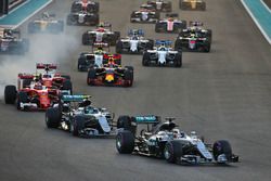 Lewis Hamilton, Mercedes AMG F1 W07 Hybrid leads at the start of the race