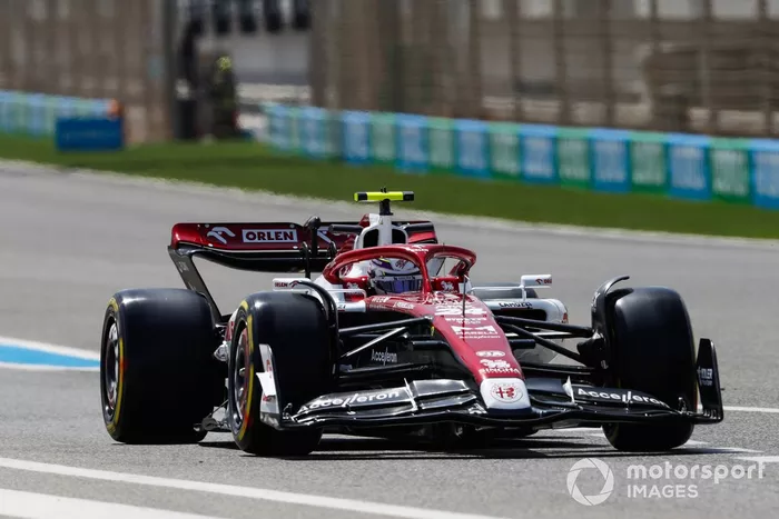 Guanyu Zhou, Alfa Romeo C42
