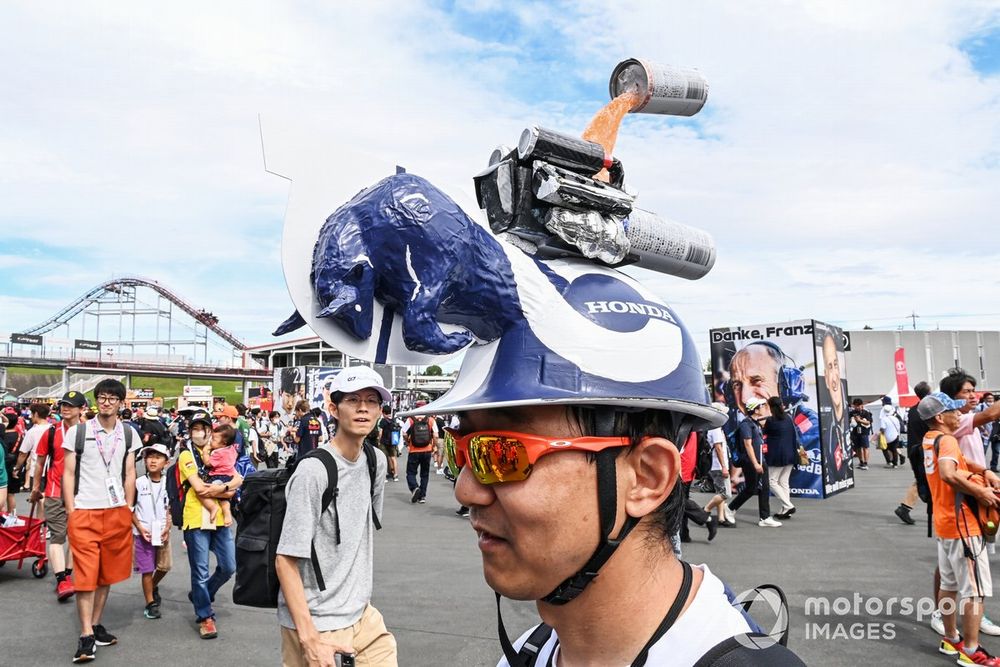 Japanese fans always produce some of the finest fancy dress in F1