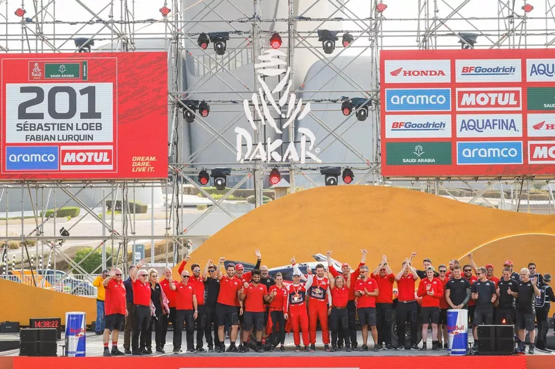 #201 Bahrain Raid Xtreme Prodrive: Sébastien Loeb, Fabian Lurquin