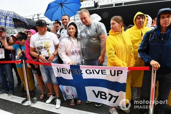 Fan in pit lane al GP di Russia