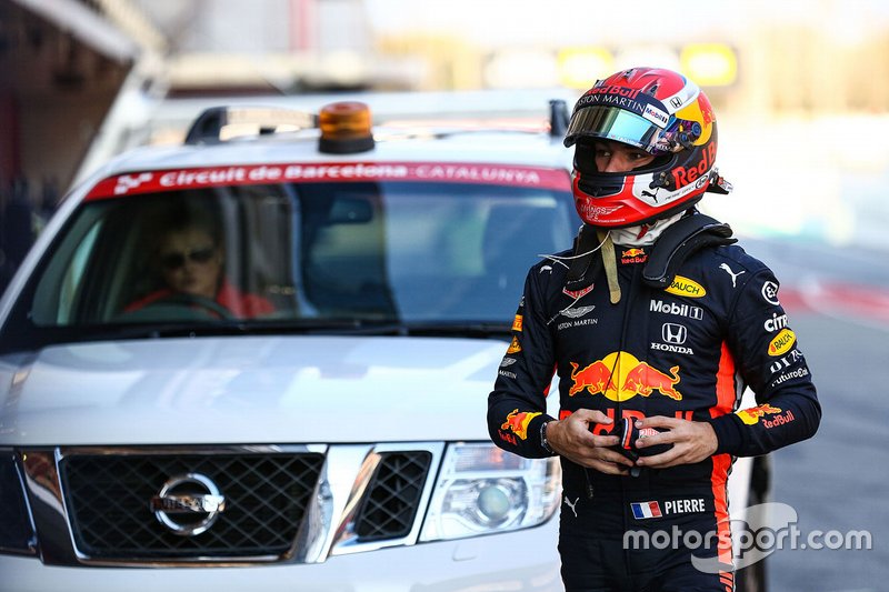 Max Verstappen, Red Bull Racing back to the pitlane