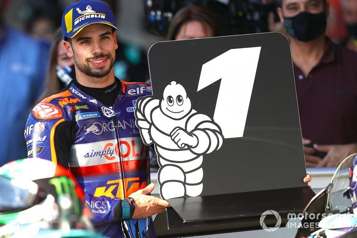 Ganador de la pole Miguel Oliveira, Red Bull KTM Tech 3