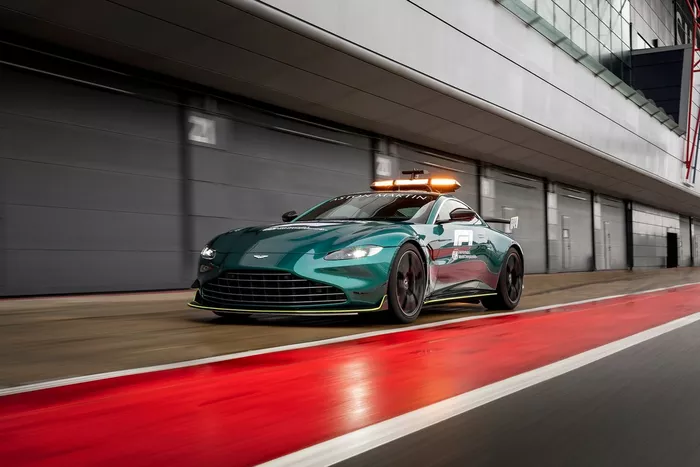 Aston Martin, Safety Car para la F1