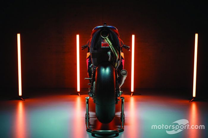 Red Bull KTM Factory Racing RC16