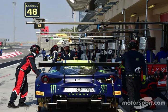 #46 Kessel Racing Monster VR46, Ferrari 488 GT3: Valentino Rossi, Alessio Salucci, Luca Marini