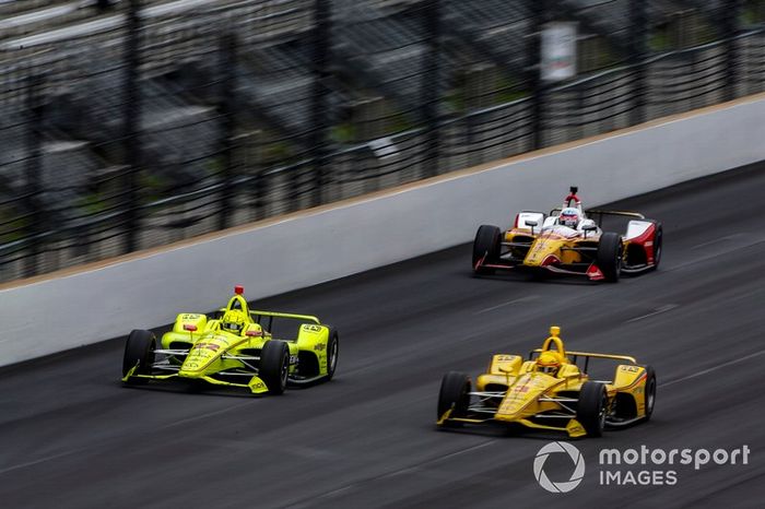 Simon Pagenaud, Team Penske Chevrolet, Helio Castroneves, Team Penske Chevrolet