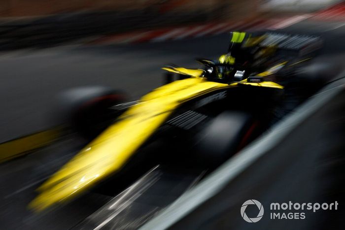 Nico Hulkenberg, Renault R.S. 19