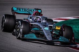 Lewis Hamilton, Mercedes W13