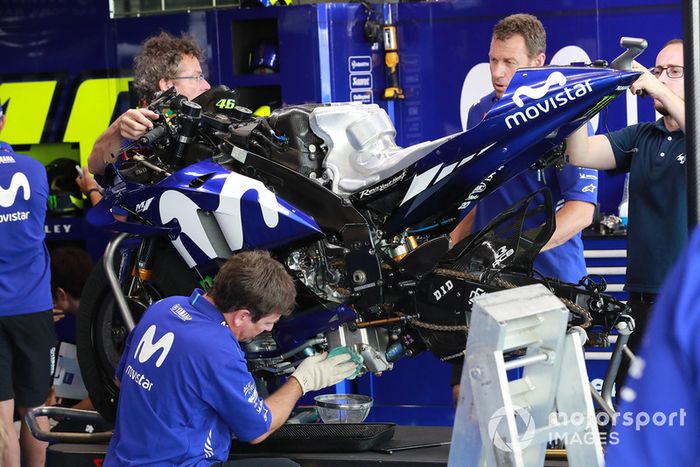 Moto de Valentino Rossi, Yamaha Factory Racing