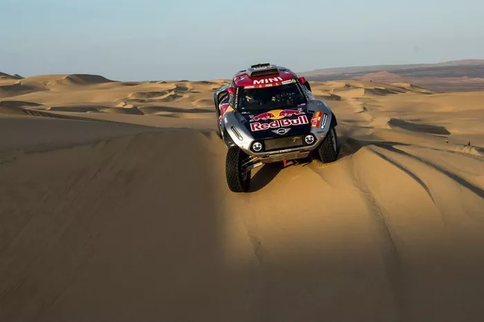 #308 X-Raid Mini JCW Team: Cyril Despres, Jean-Paul Cottret