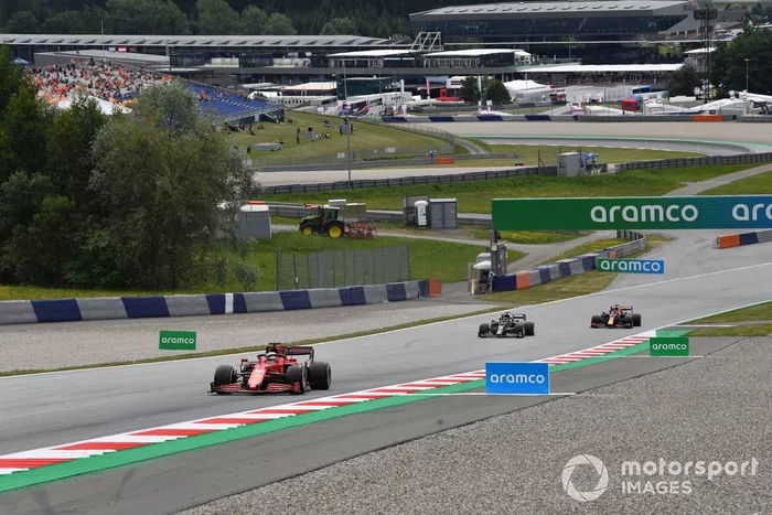 Charles Leclerc, Ferrari SF21, Yuki Tsunoda, AlphaTauri AT02, Max Verstappen, Red Bull Racing RB16B