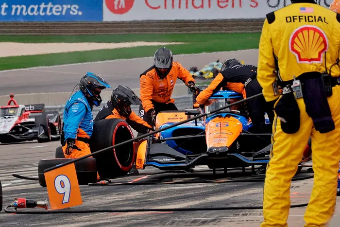 Nolan Siegel, Arrow McLaren