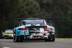 #77 Dempsey Proton Competition Porsche 911 RSR: Richard Lietz, Michael Christensen, Philipp Eng