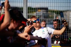 Nico Rosberg, Mercedes AMG F1 con fans