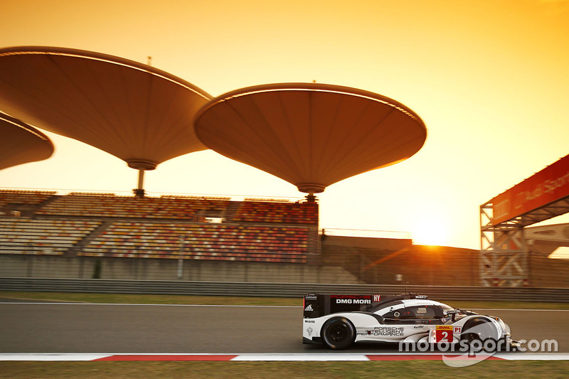 3. #2 Porsche Team Porsche 919 Hybrid: Ромен Дюма, Ніл Яні, Марк Ліб