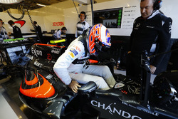 Jenson Button, McLaren MP4-31