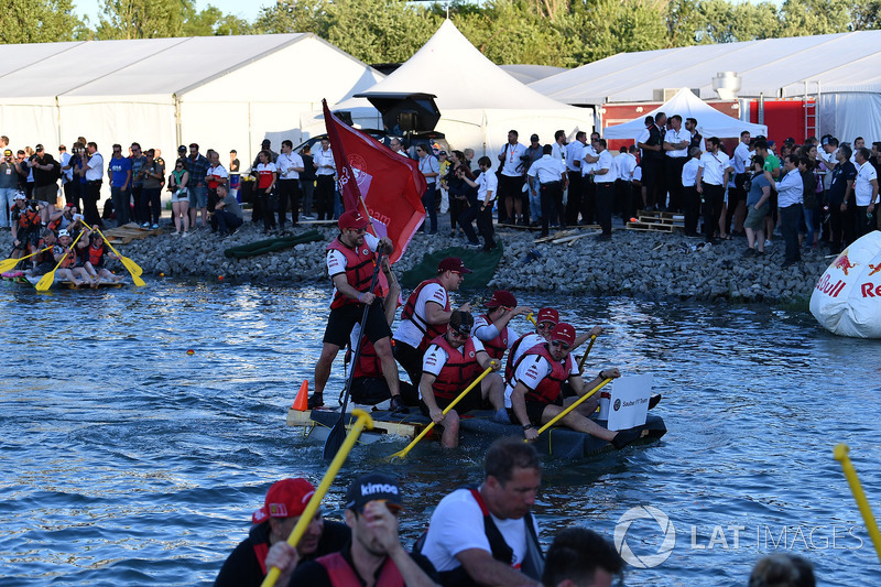 Sauber at the raft race