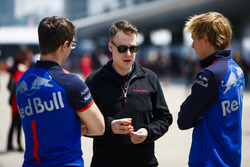 Brendon Hartley, Toro Rosso, avec des ingénieurs