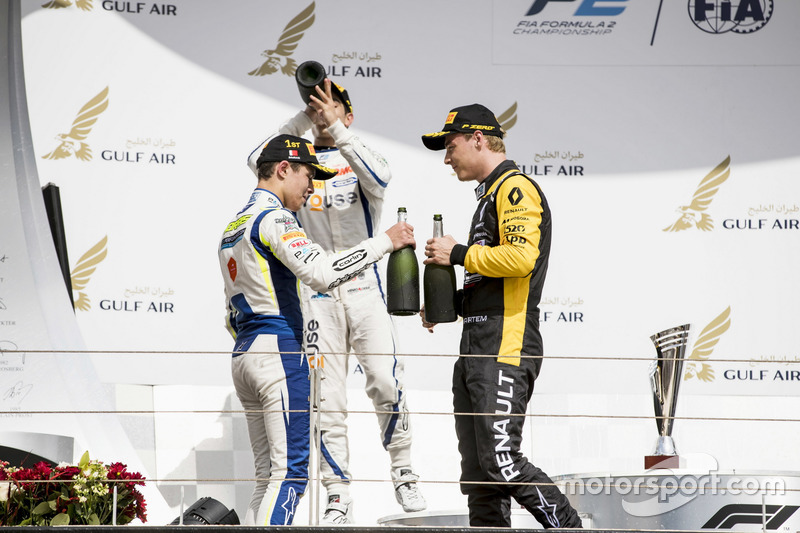 Podium: second place Sergio Sette Camara, Carlin, Race winner Lando Norris, Carlin, third place Artem Markelov, RUSSIAN TIME