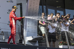 Sebastian Vettel, Ferrari op het podium