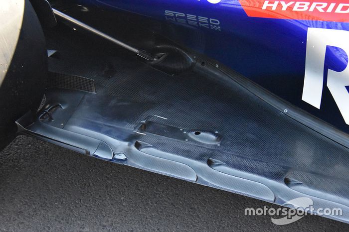 Detalle del chasis del Scuderia Toro Rosso STR13
