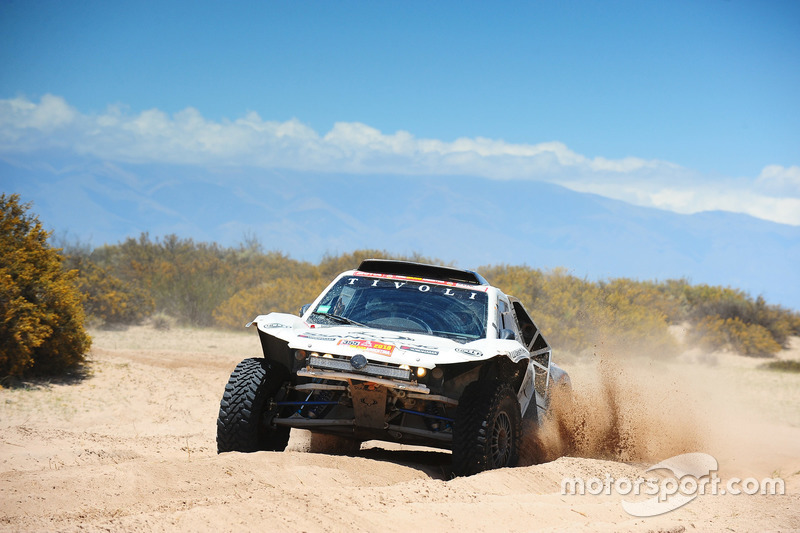 #355 SsangYong Tivoli DKR: Óscar Fuertes, Diego Vallejo