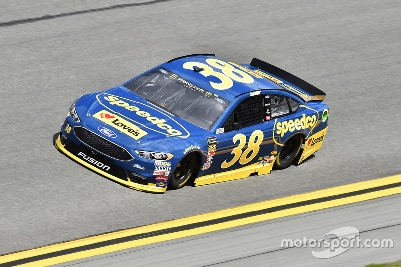 #38: David Ragan, Front Row Motorsports, Ford Fusion