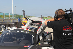 Winnaar hoofdrace Laurens Vanthoor, Frederic Vervisch, Audi R8 LMS, Belgian Audi Club Team WRT
